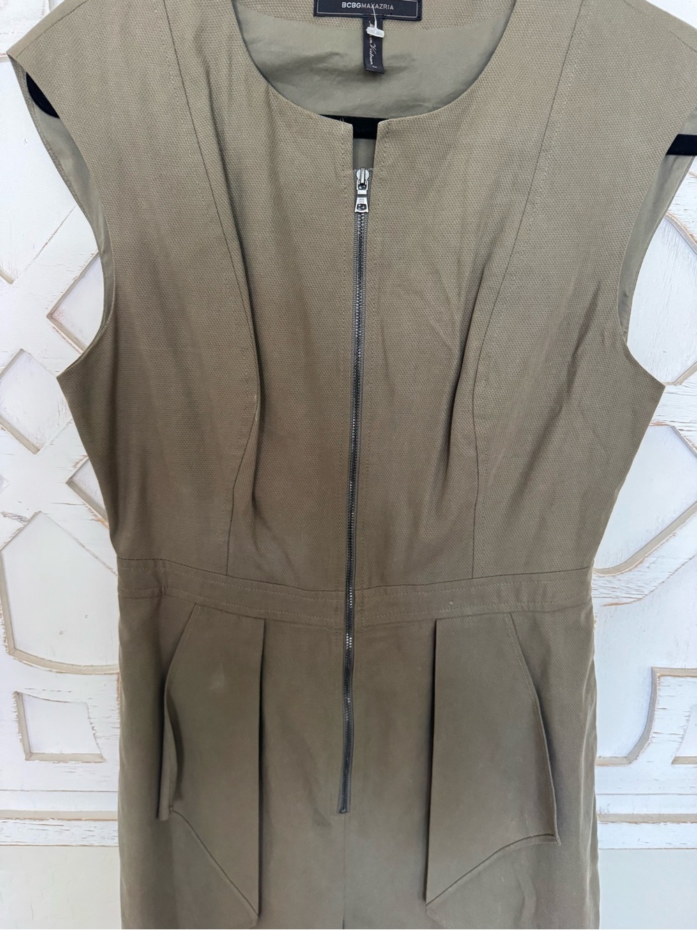 BCBGMaxAzria Olive Green Sleeveless Zip Romper - Picture 6 of 8